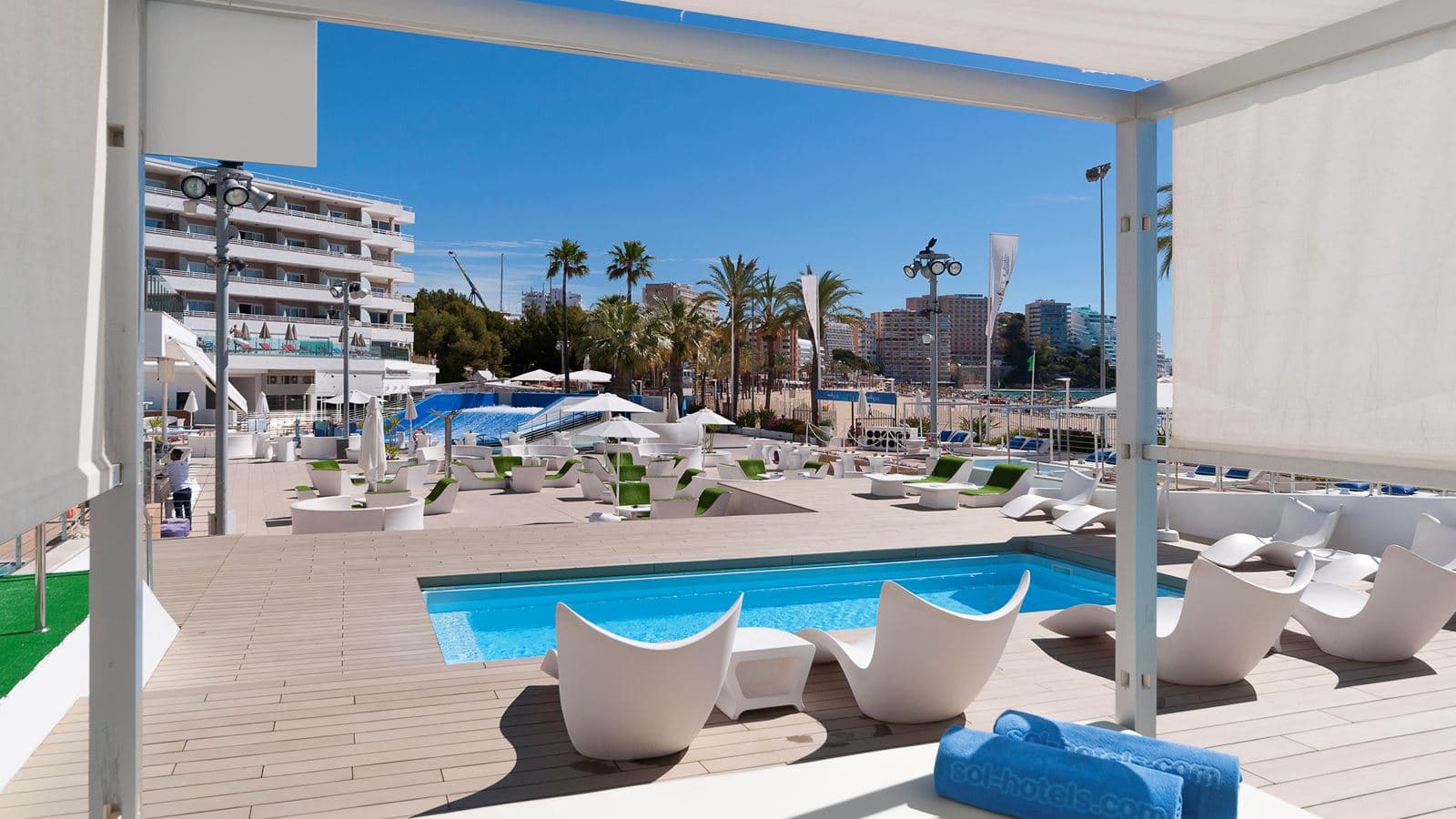 pools-outdoor-pool