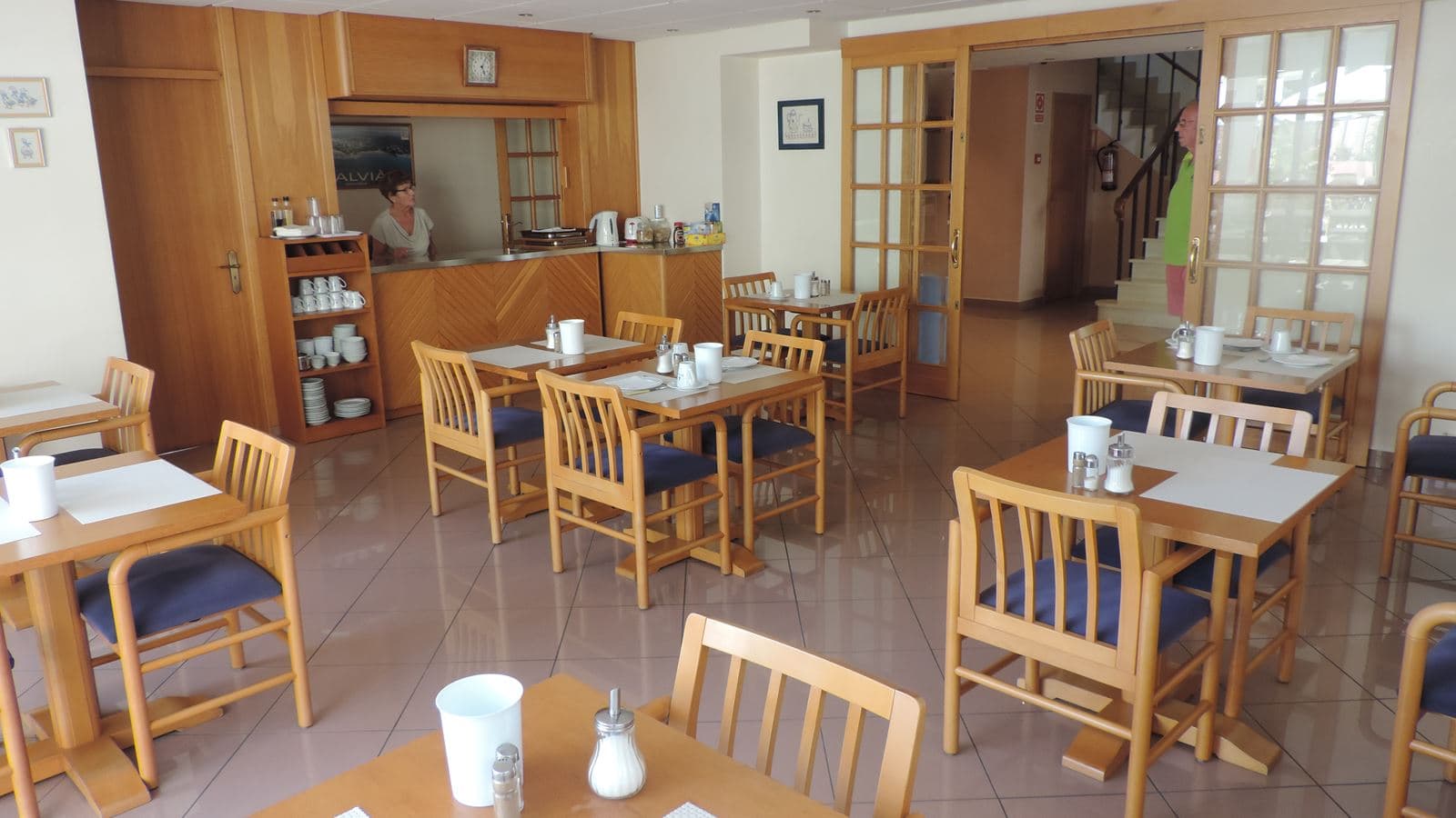 restaurants-hostal-residencia-sutimar