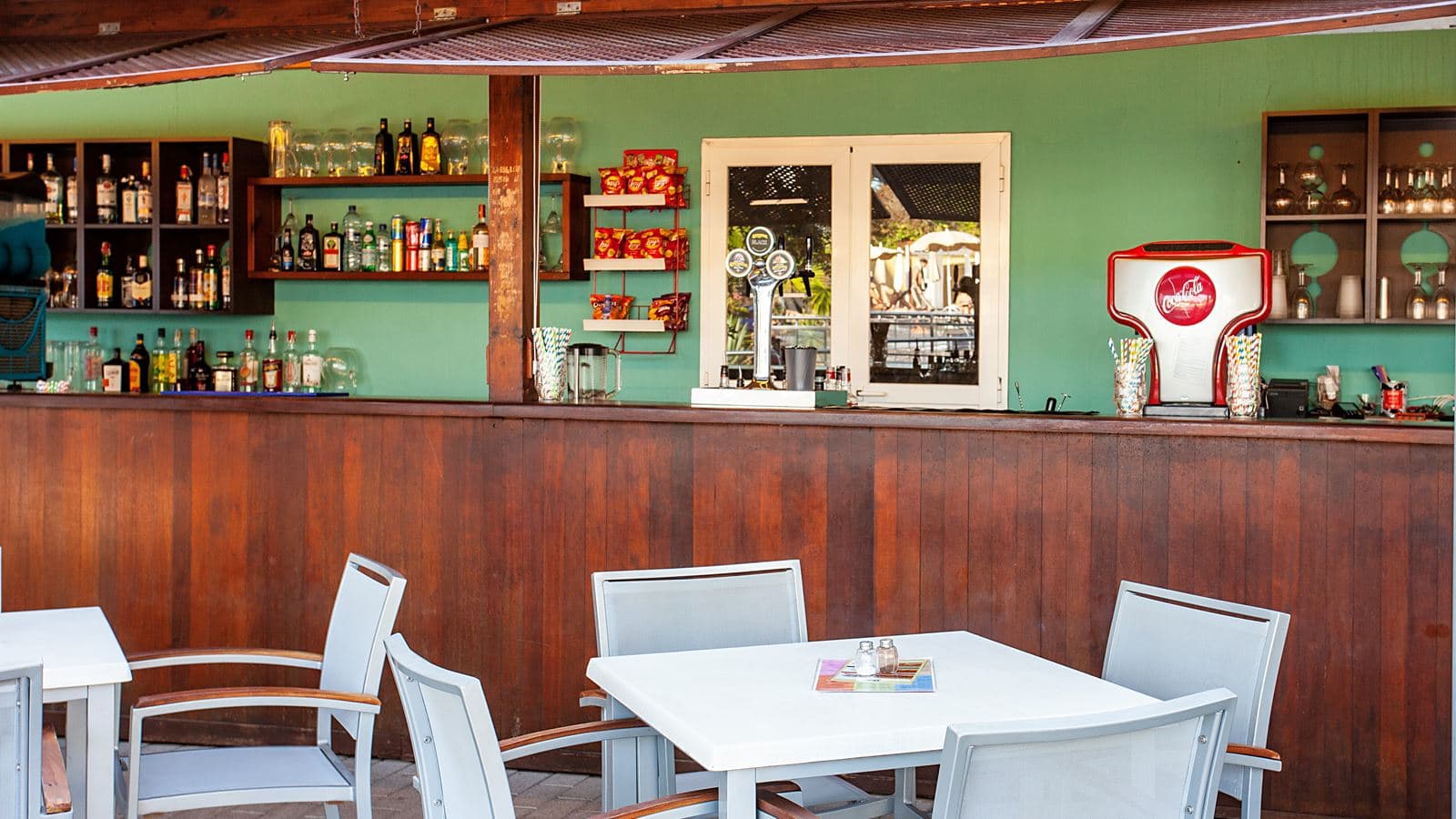 bars-pool-snackbar