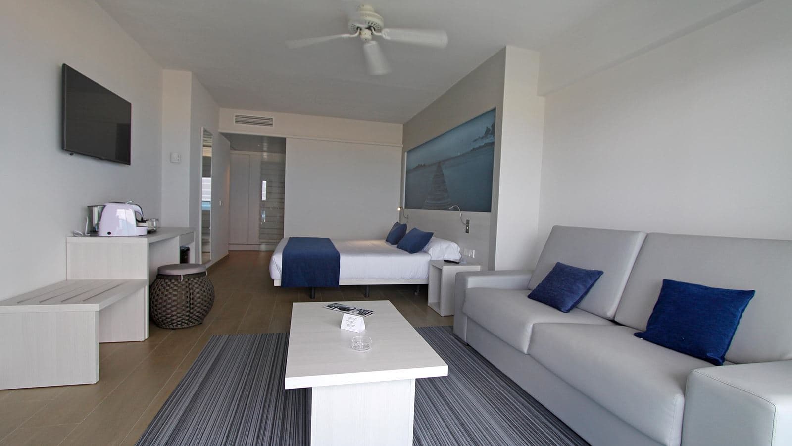 rooms-junior-suite