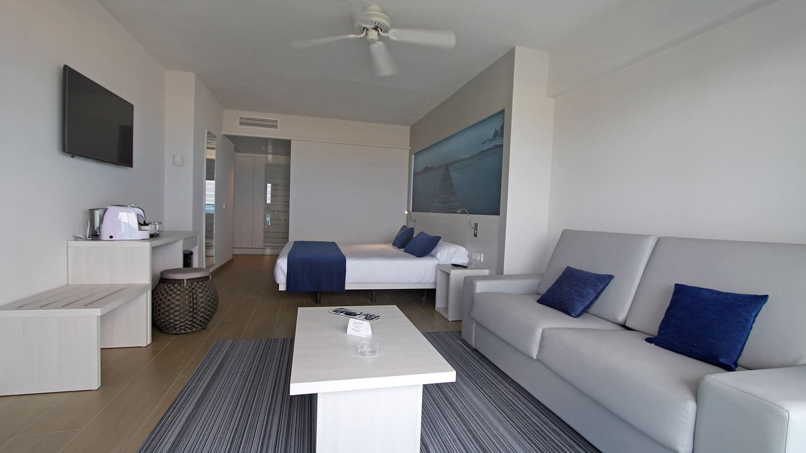 rooms-junior-suite-sea-view