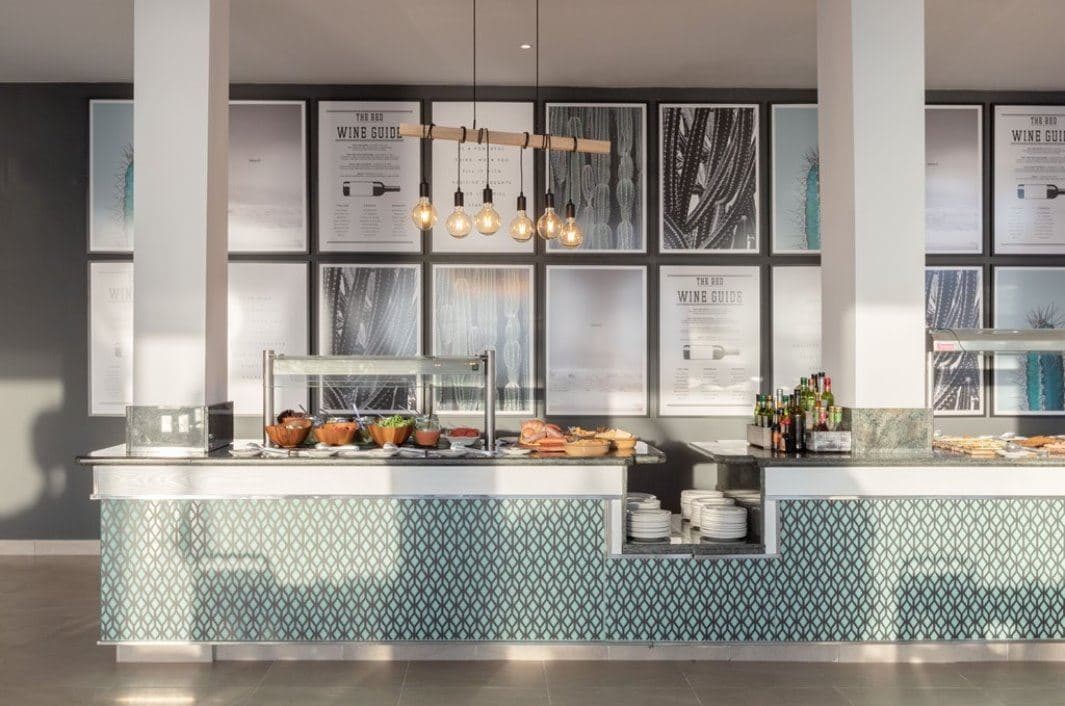 restaurants-dining-room