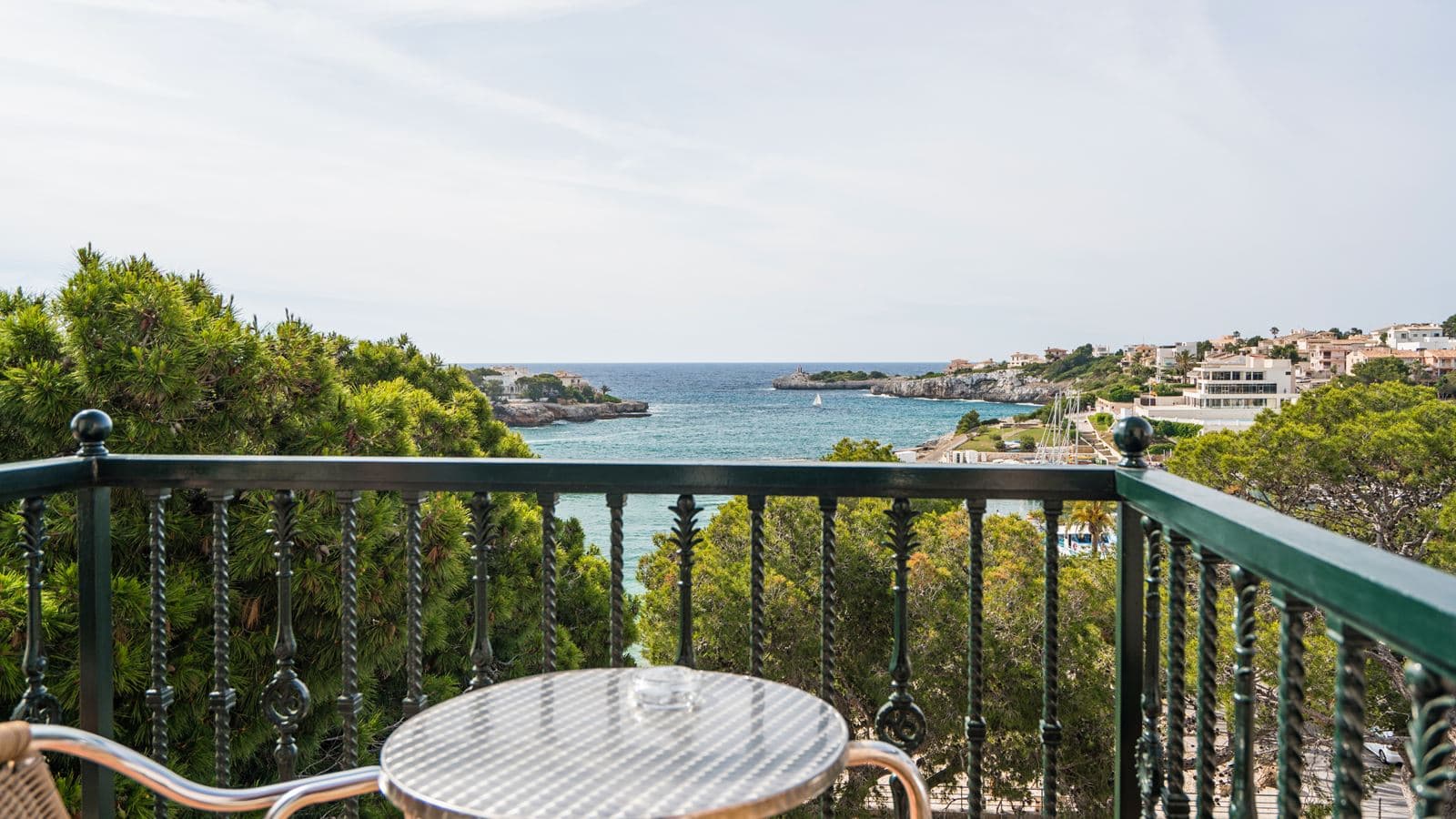rooms-standard-room-sea-view-balcony-or-terrace
