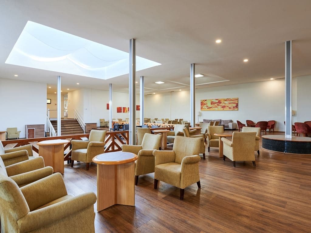 bars-main-bar