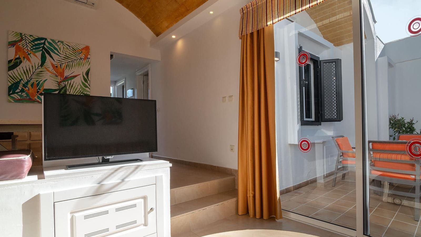 rooms-two-bedroom-superior-bungalow-balcony-or-terrace