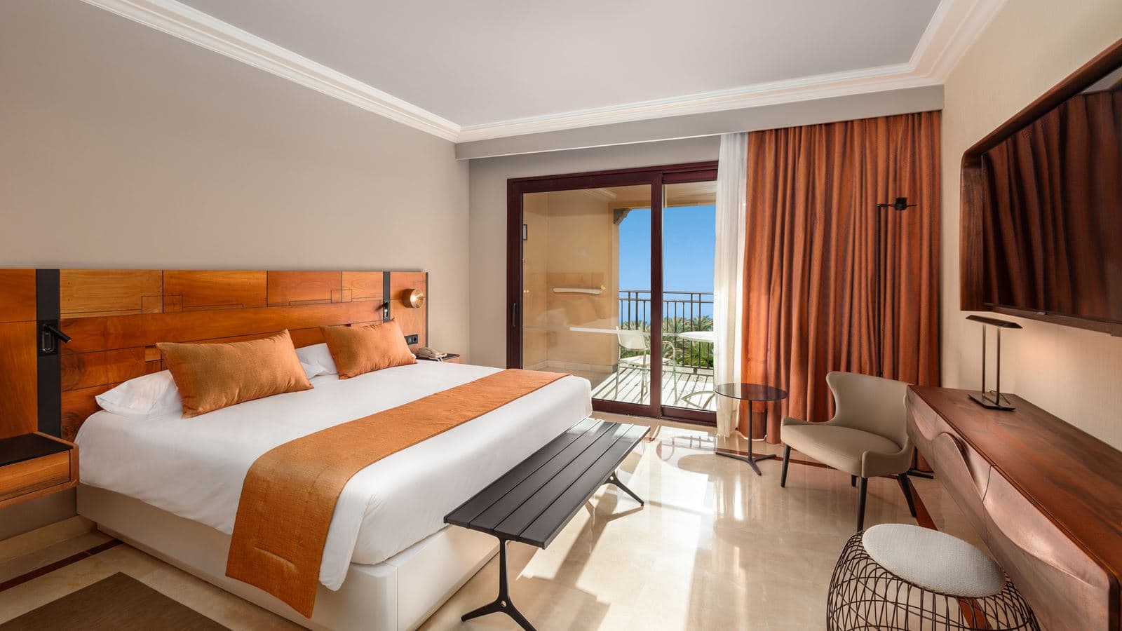 rooms-ddev-double-deluxe-garden-view-balcony
