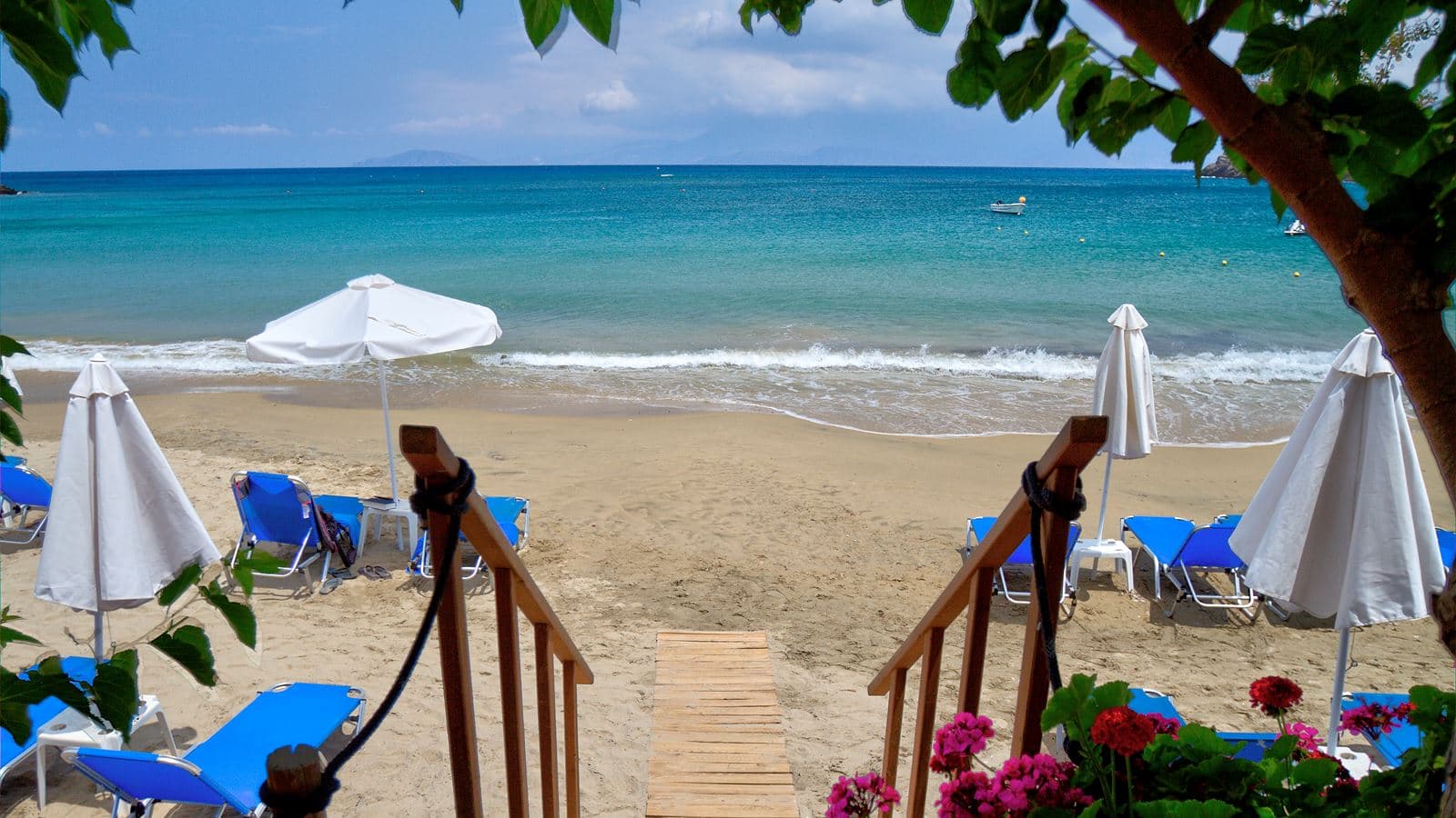 restaurants-faedra-beach-restaurant