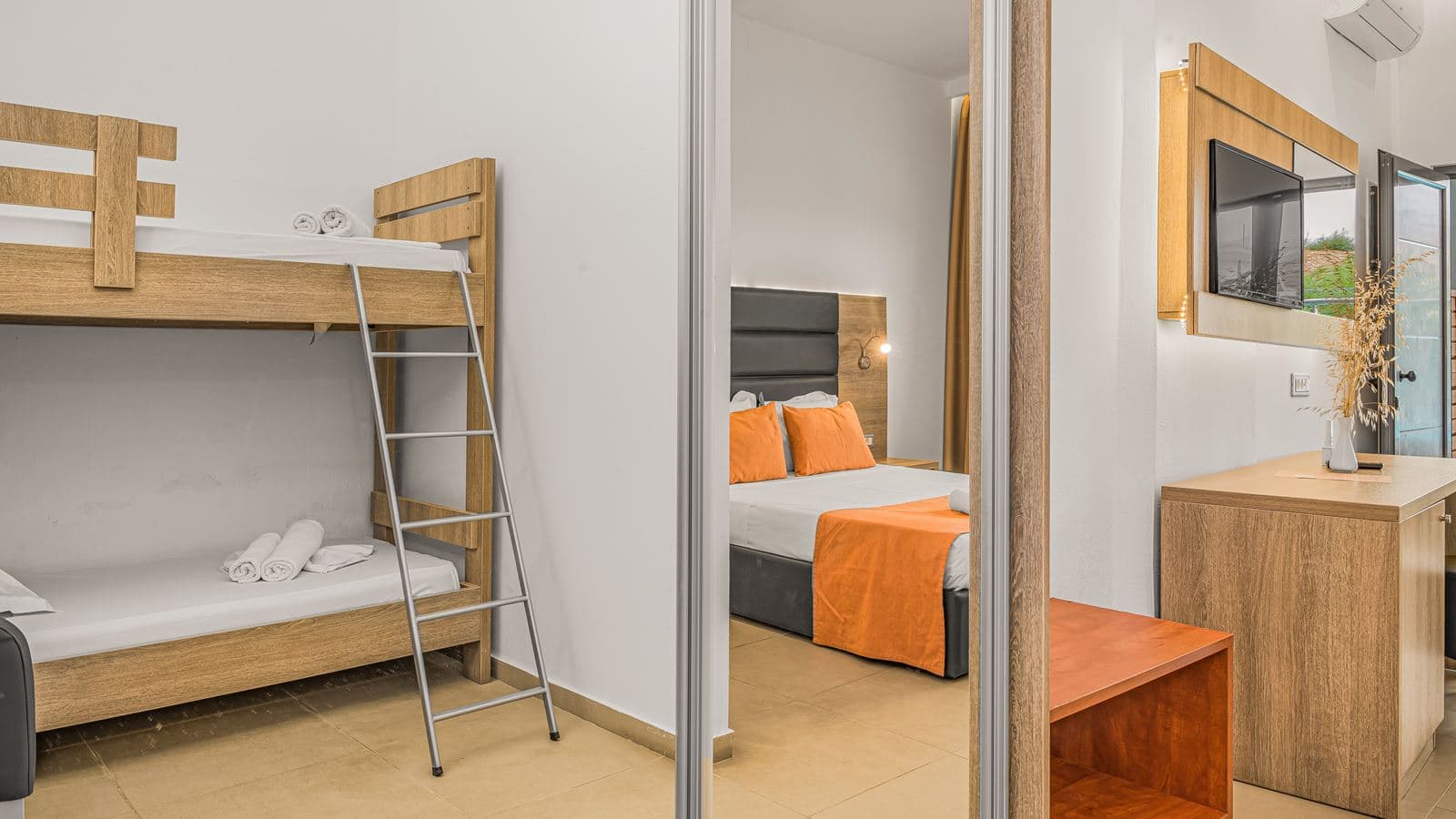 rooms-family-room