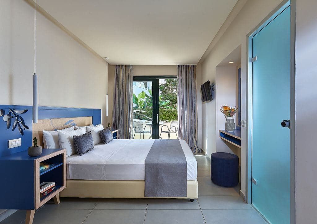 rooms-superior-room-gardenland-view