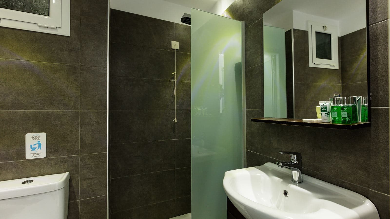 rooms-triple-room