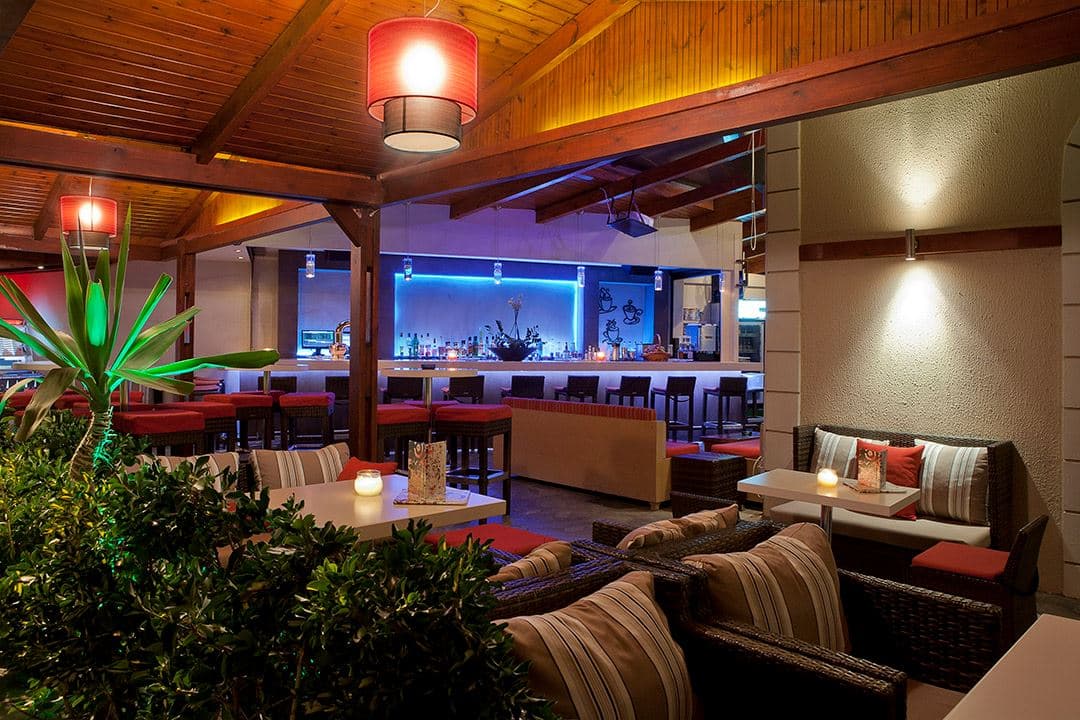 bars-main-bar