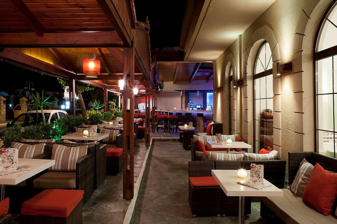 bars-main-bar