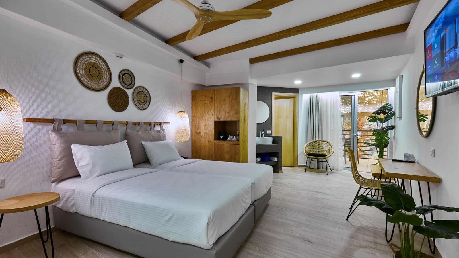 rooms-superior-family-mountain-view