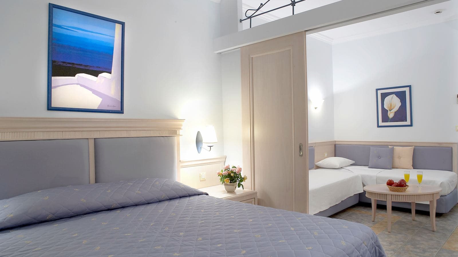 rooms-family-room