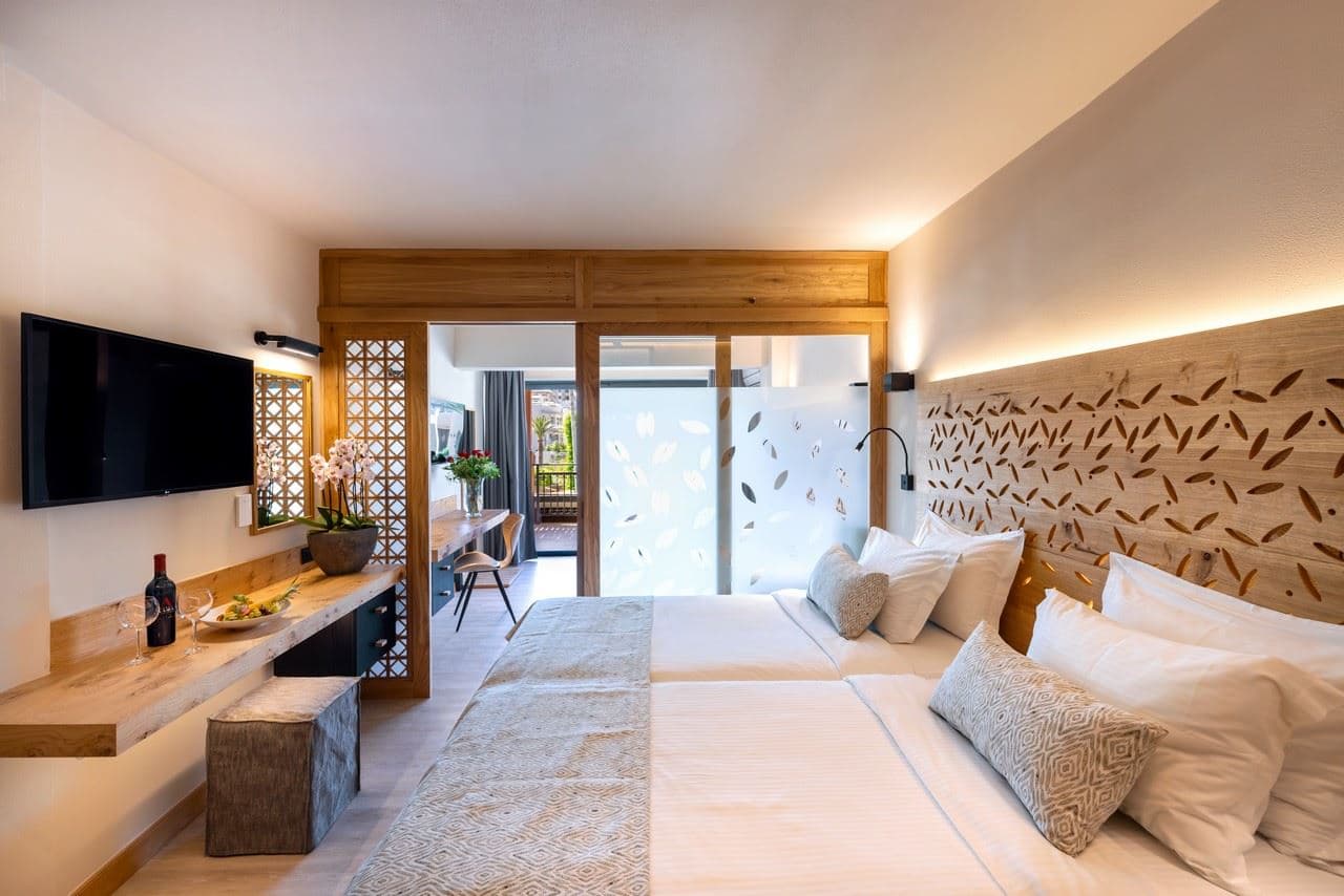 rooms-family-room