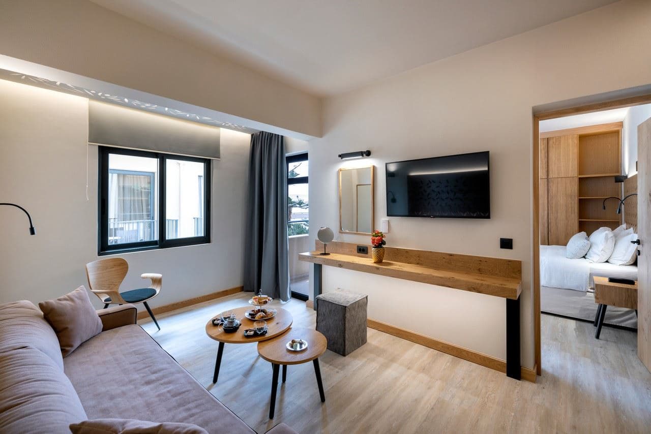 rooms-family-room