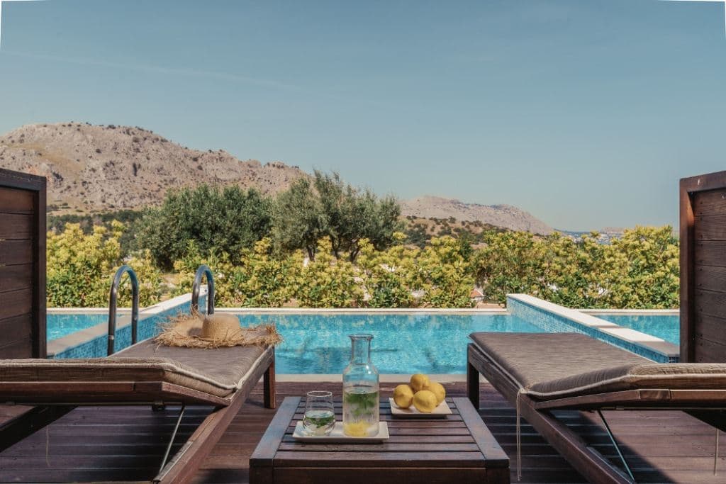 rooms-superior-private-pool-gv