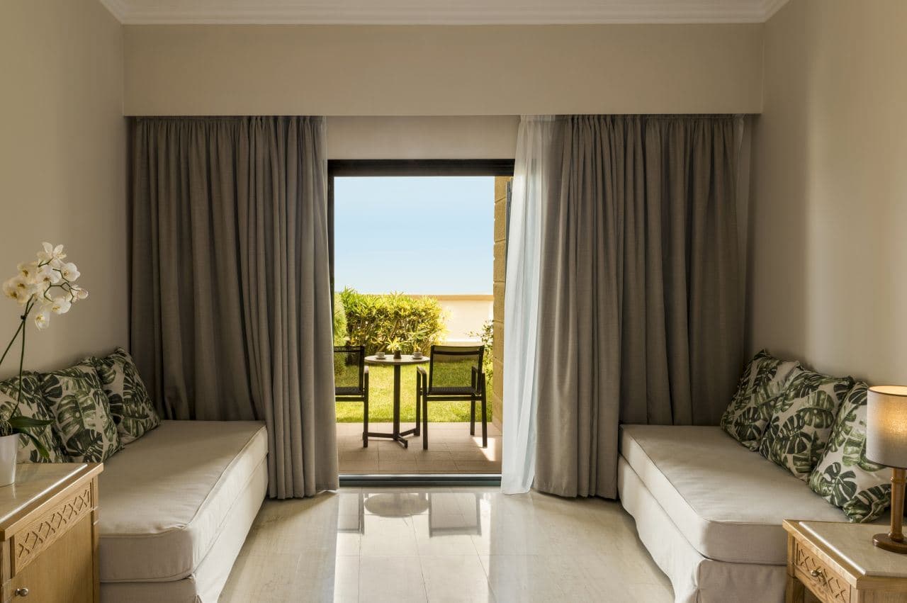 rooms-bungalow-garden-view