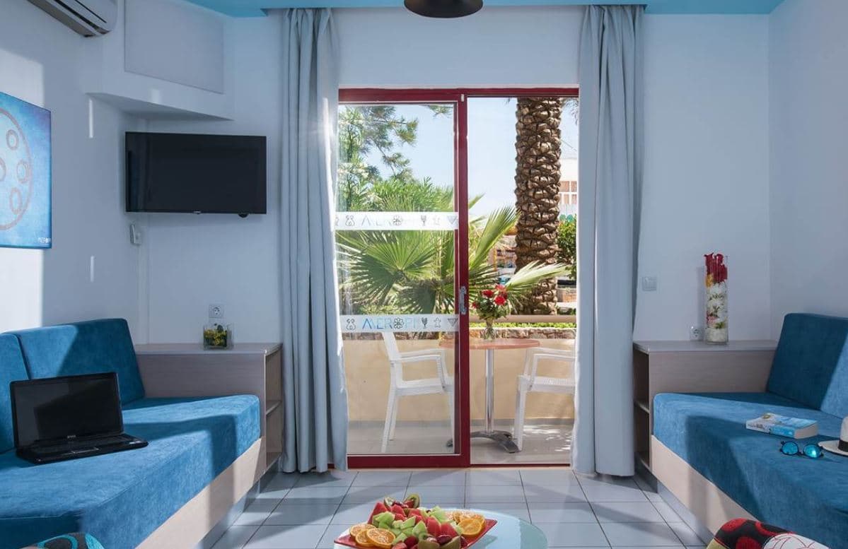 rooms-room-family-1-bedroom