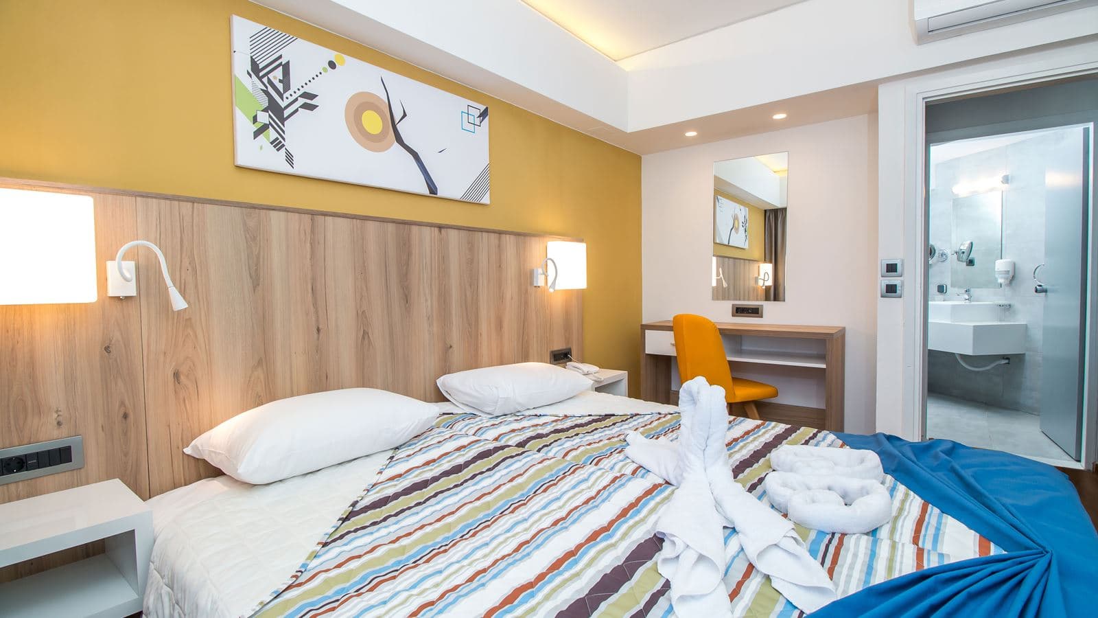 rooms-suite-balcony-or-terrace