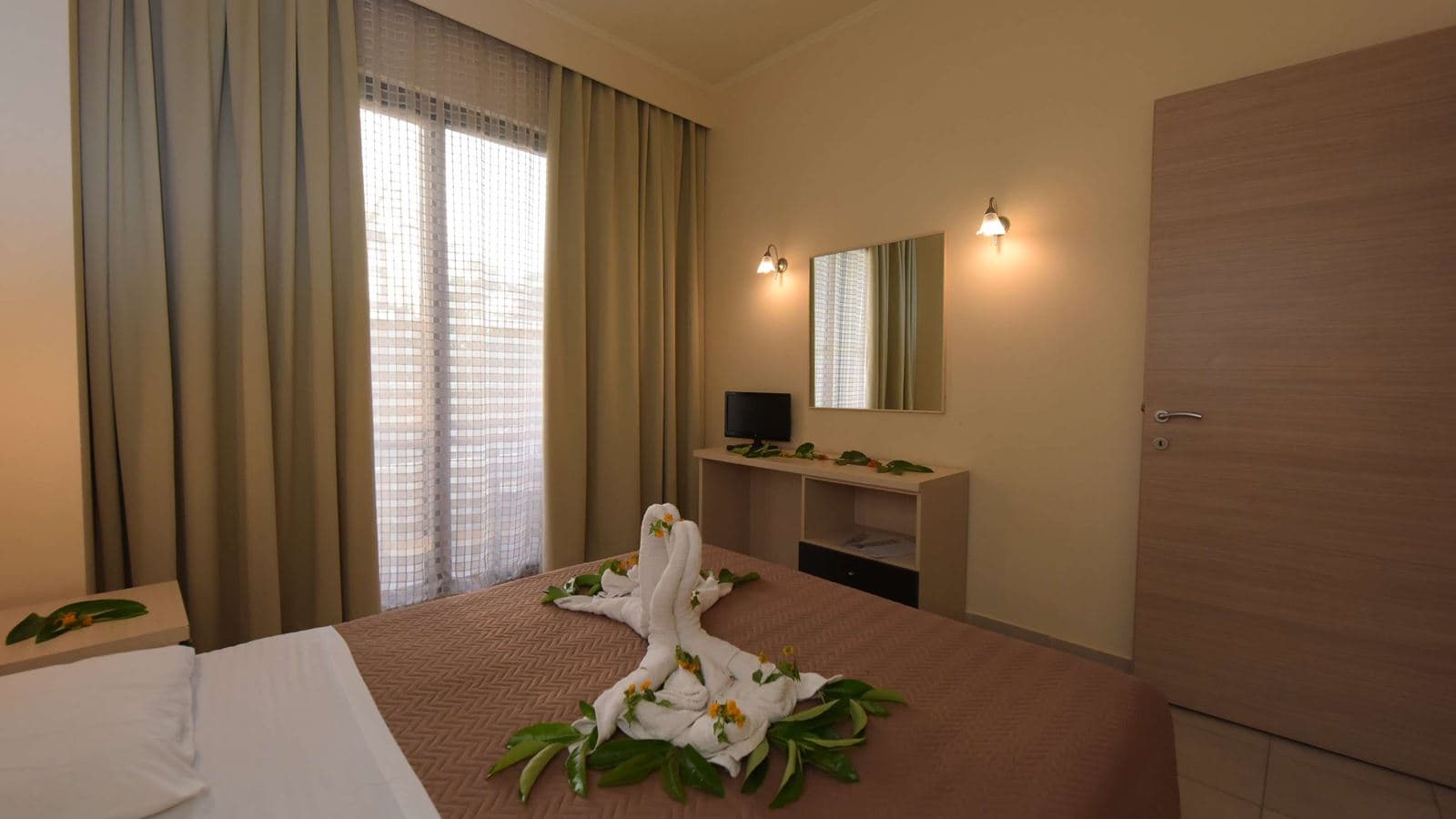 rooms-family-room