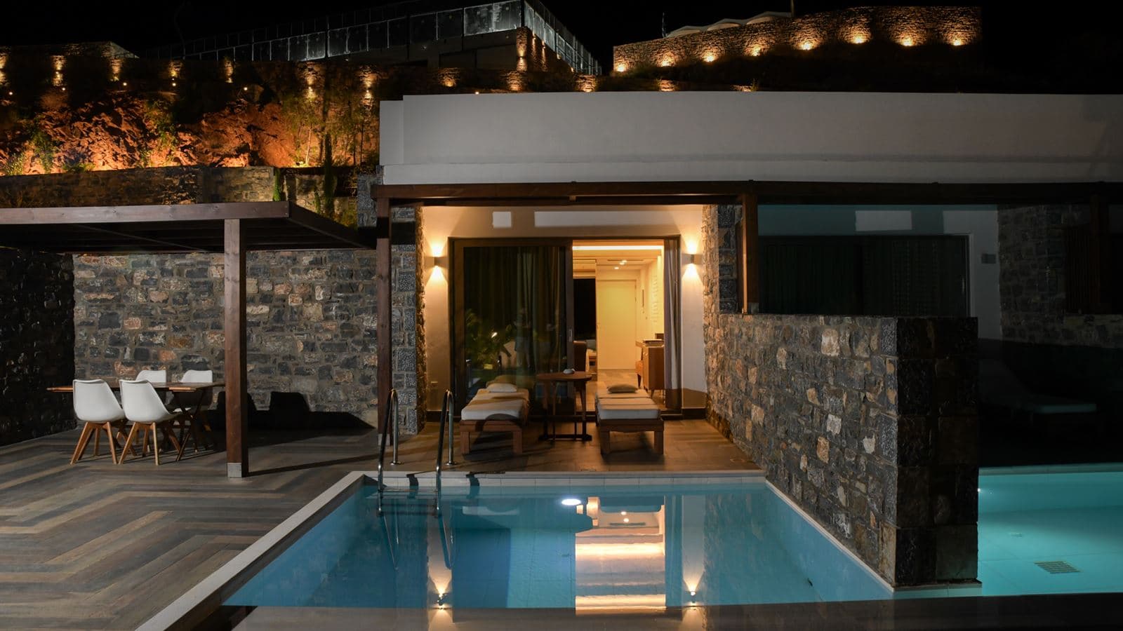 rooms-room-deluxe-seaview-privatepool