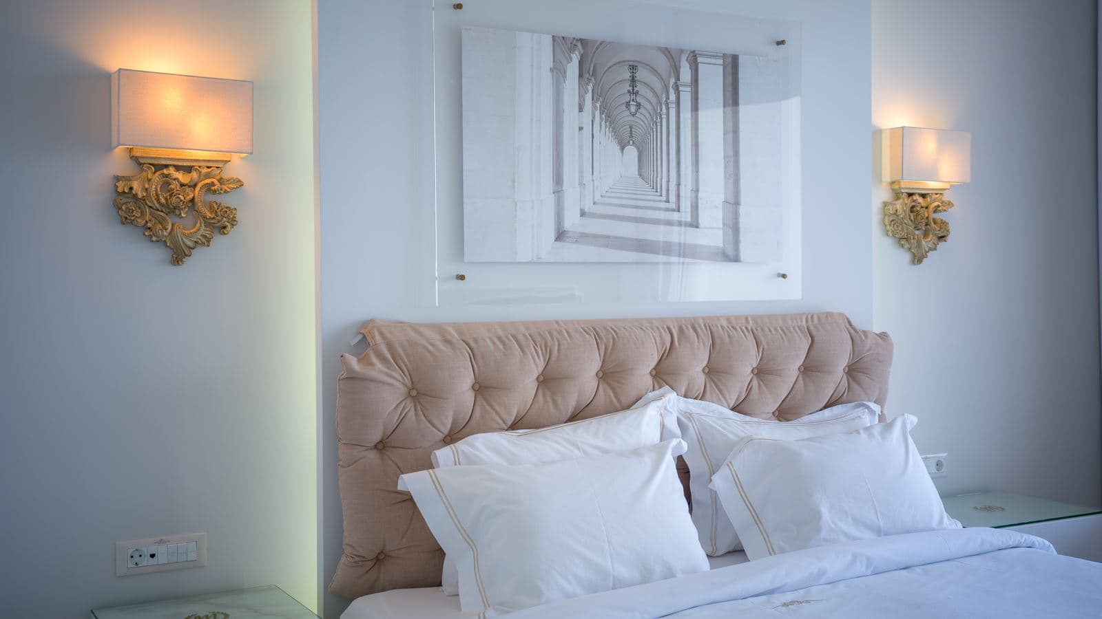 rooms-deluxe-room-sea-view