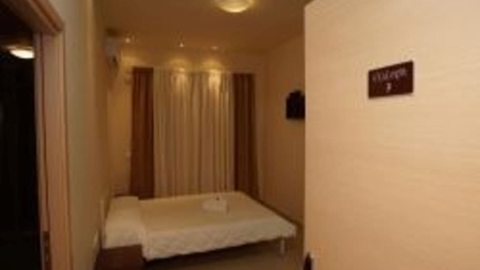 rooms-triple-room