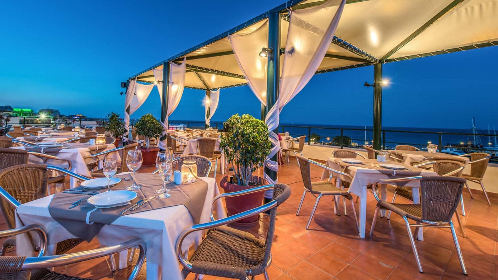 bars-roof-garden