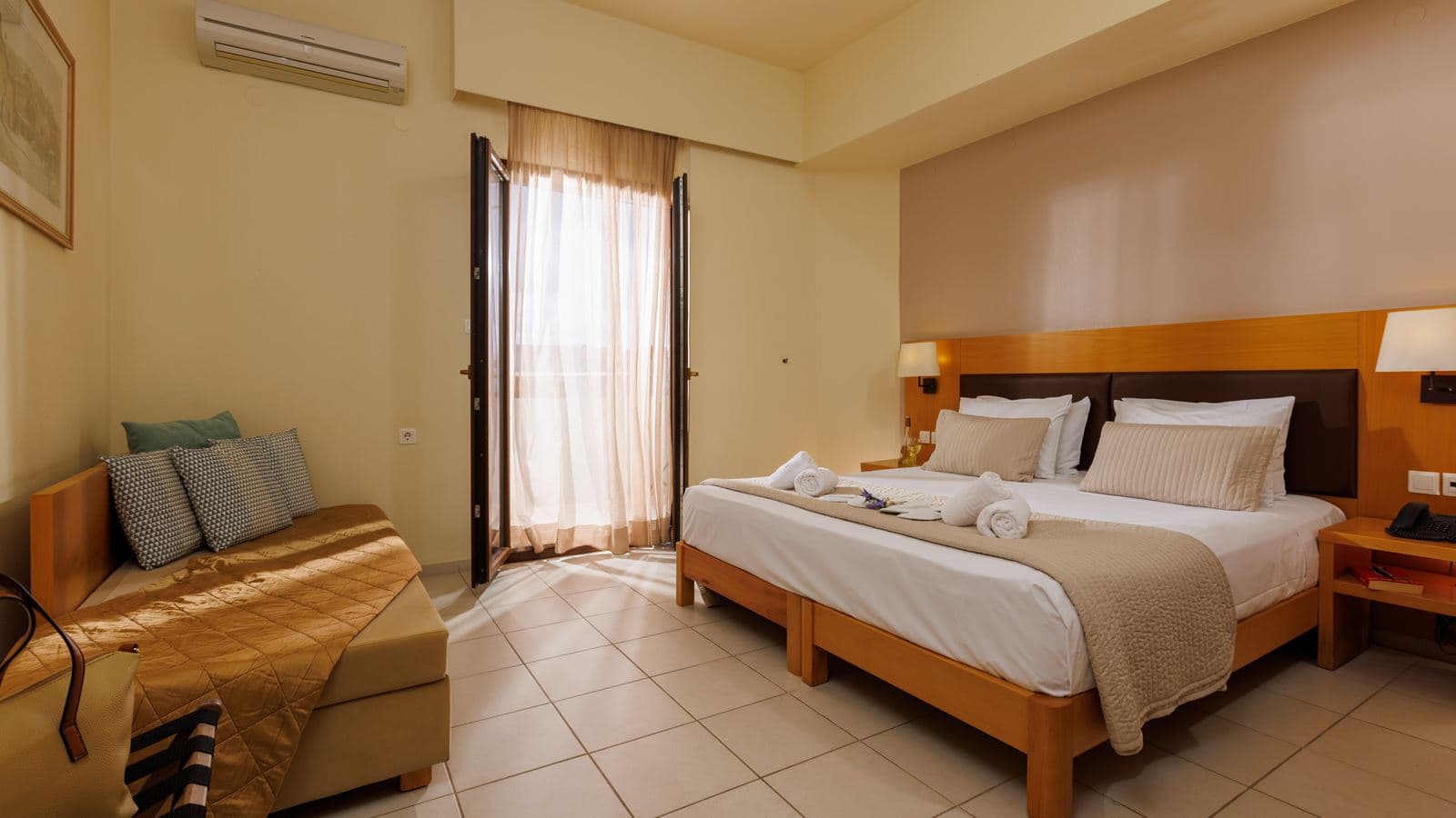rooms-triple-room
