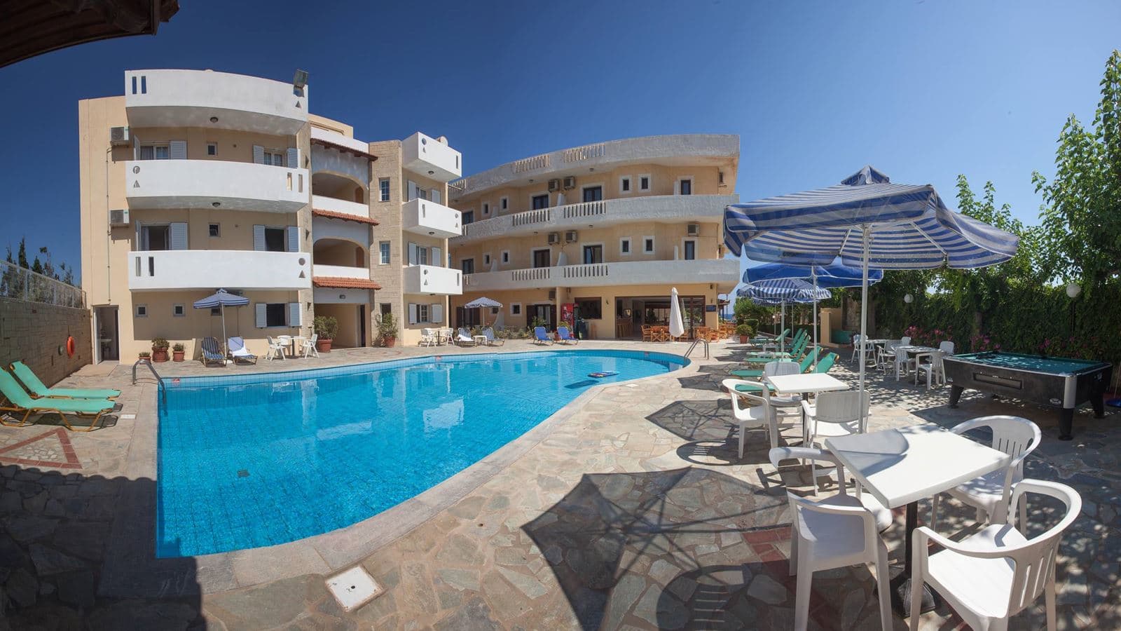 pools-outdoor-pool