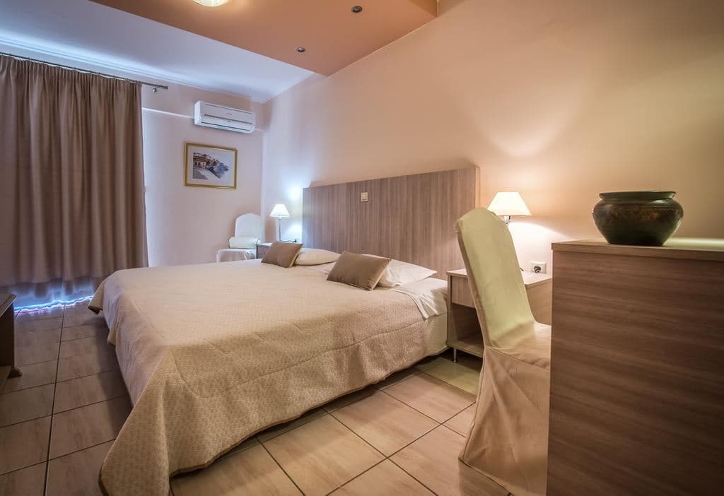 rooms-family-room