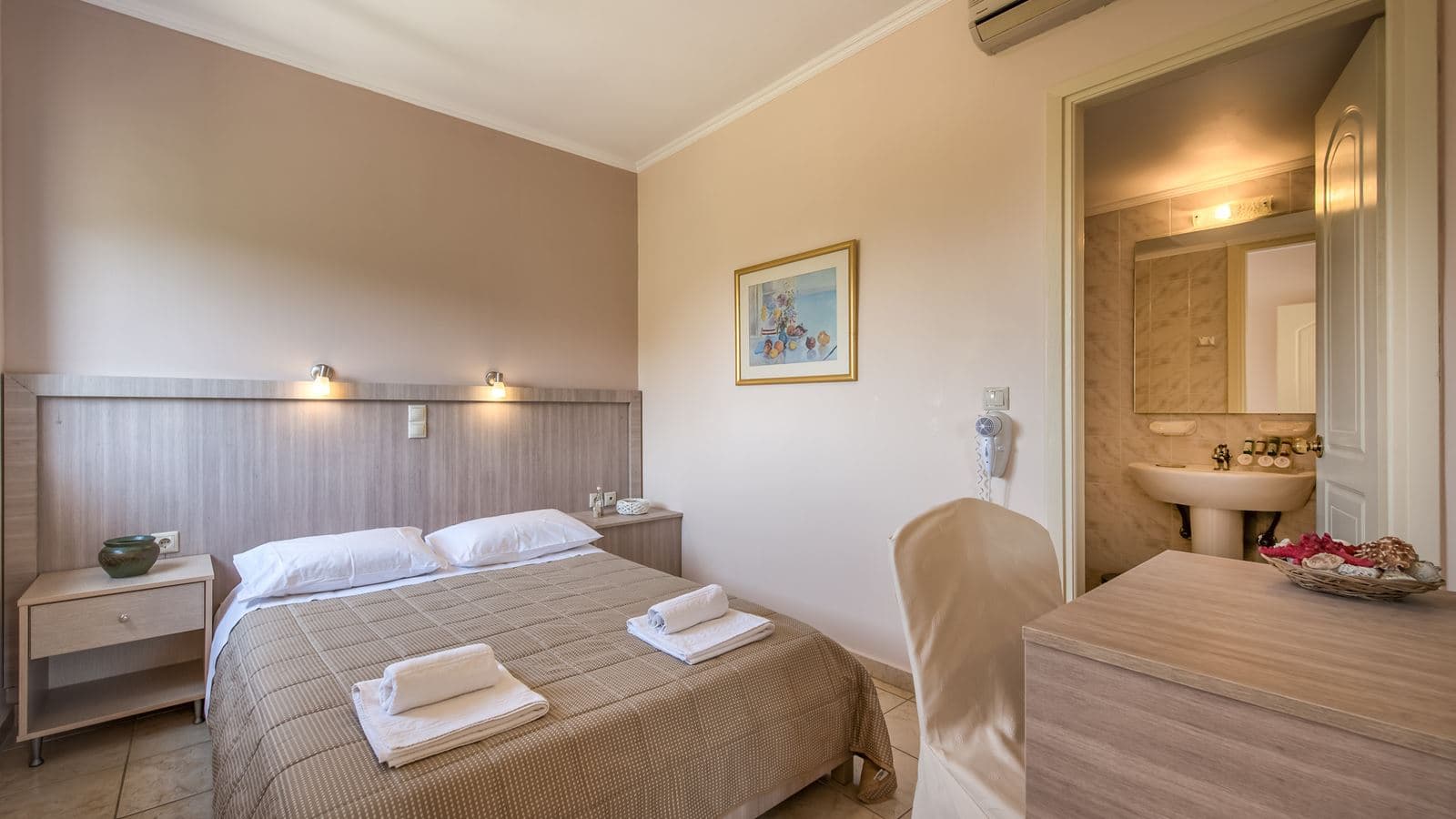 rooms-family-room