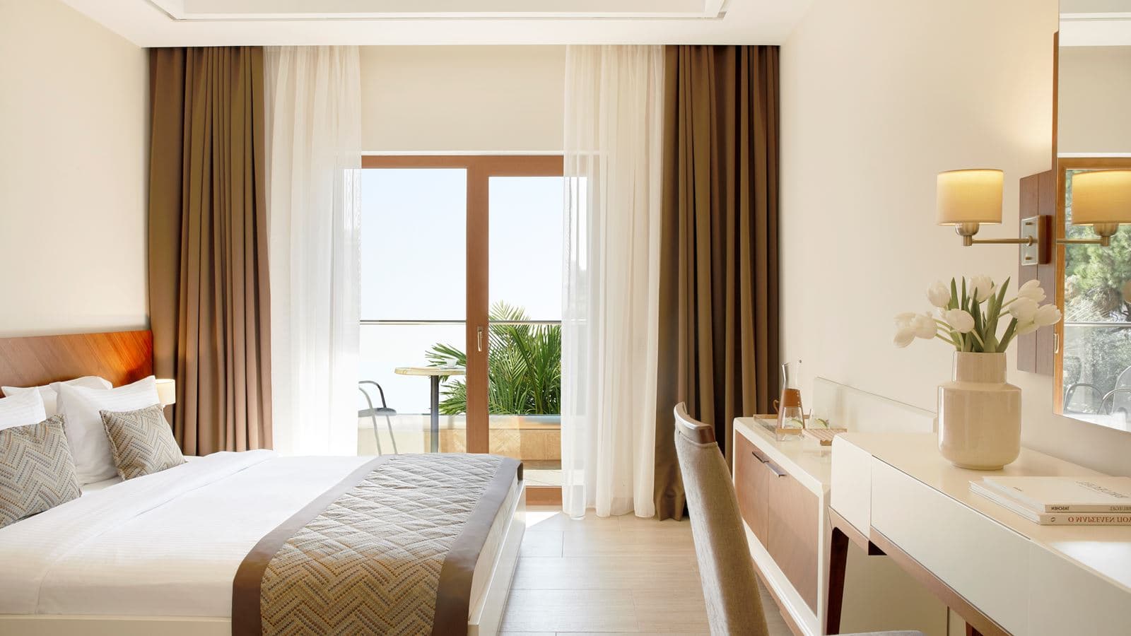 rooms-economy