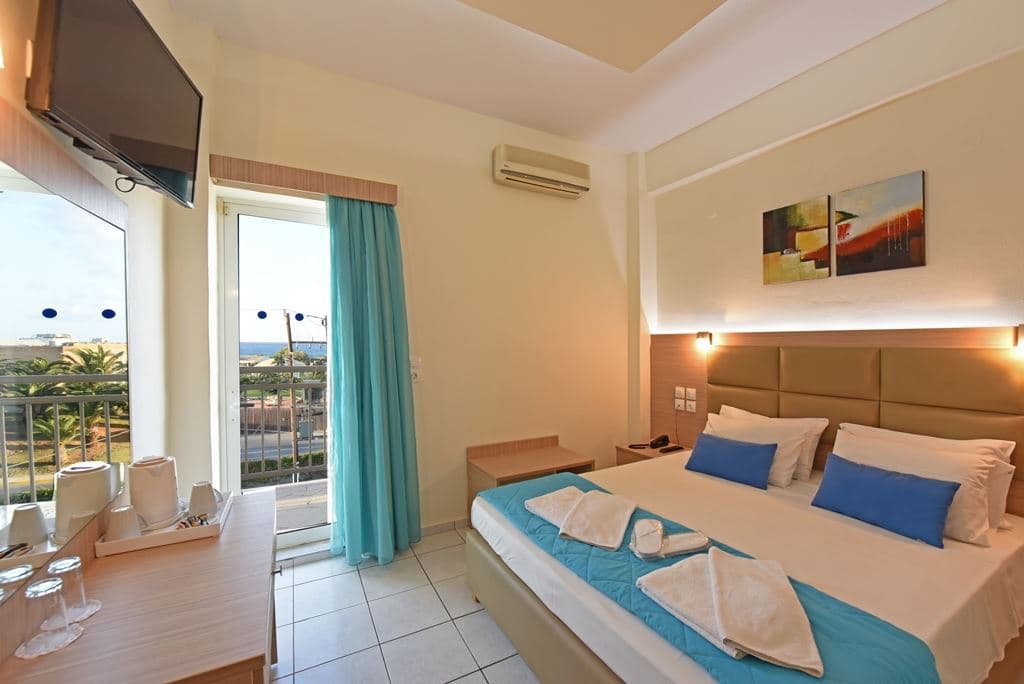 rooms-superior-room-land-view