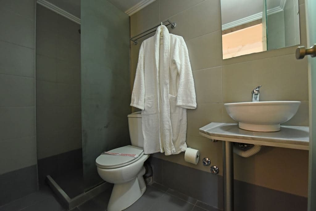 rooms-superior-room-land-view
