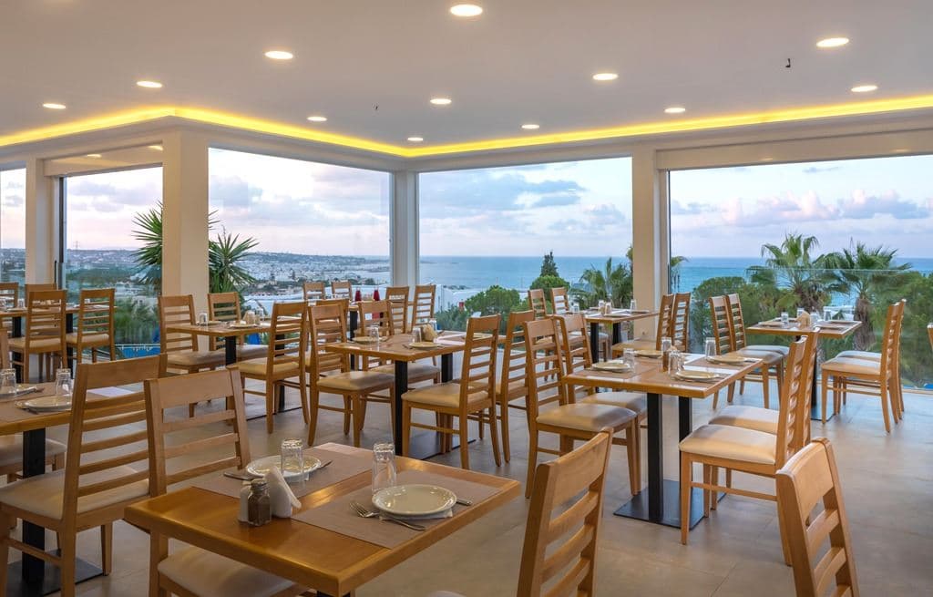restaurants-main-building