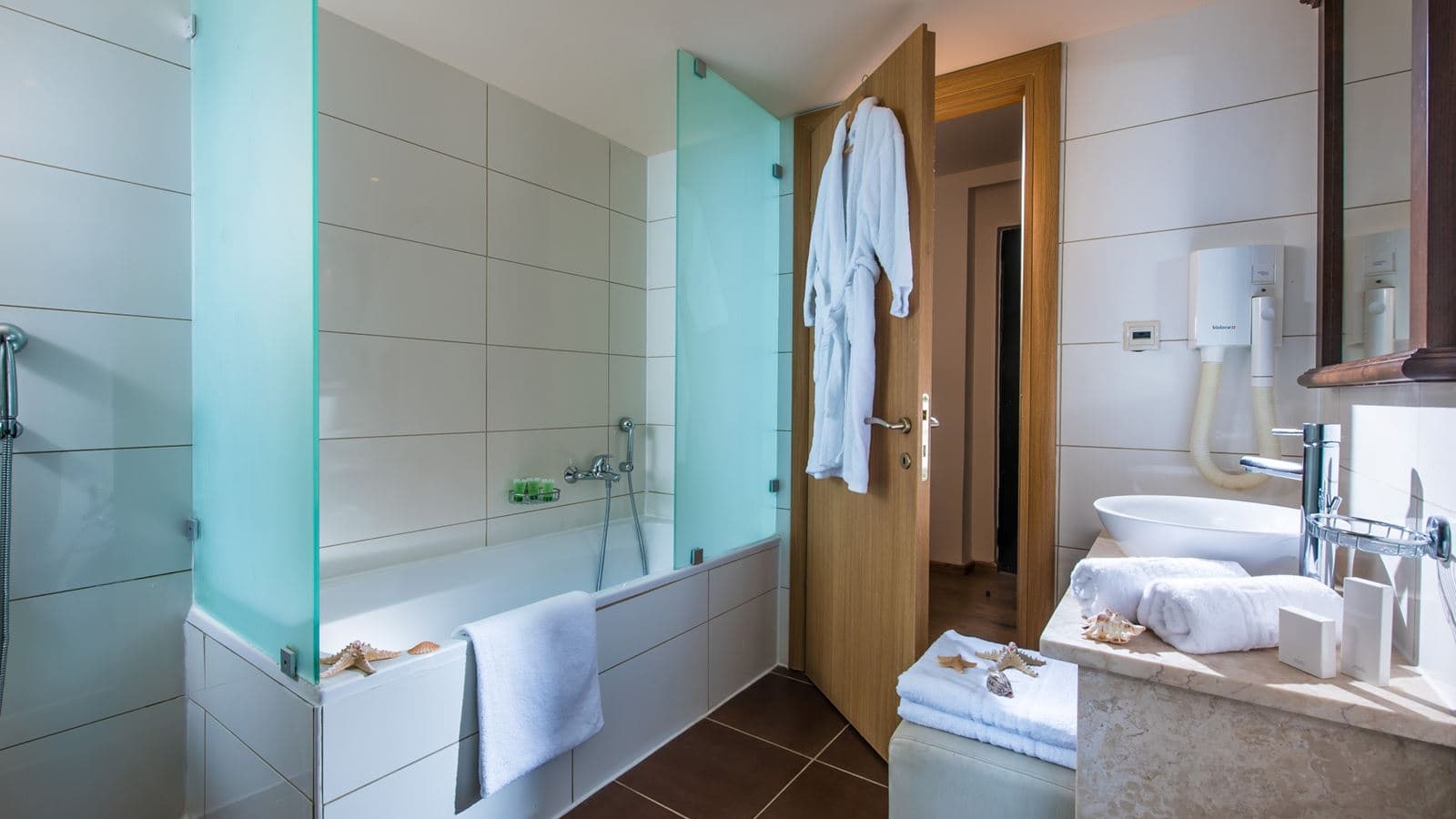 rooms-junior-suite-triple