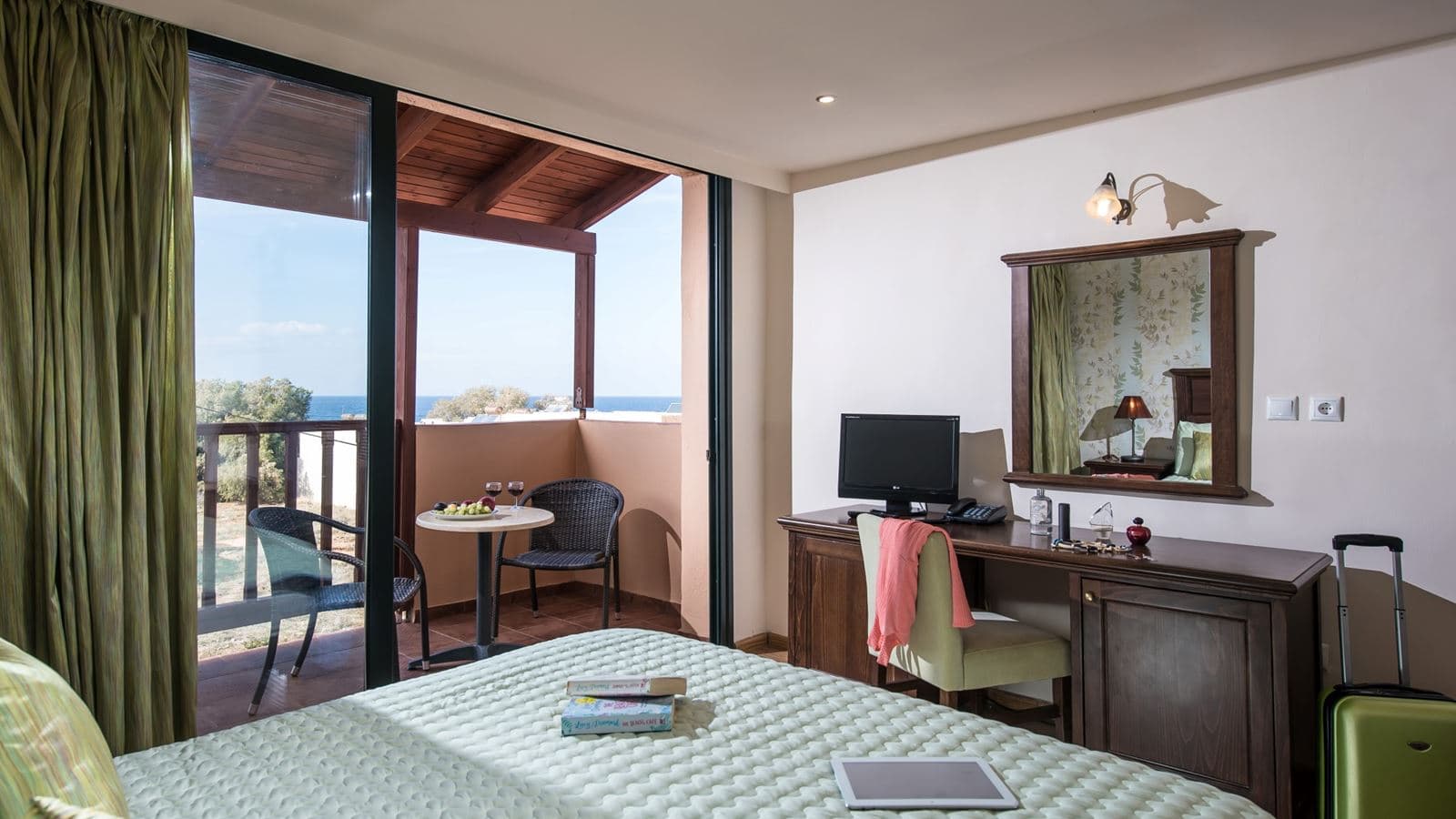 rooms-junior-suite-quad