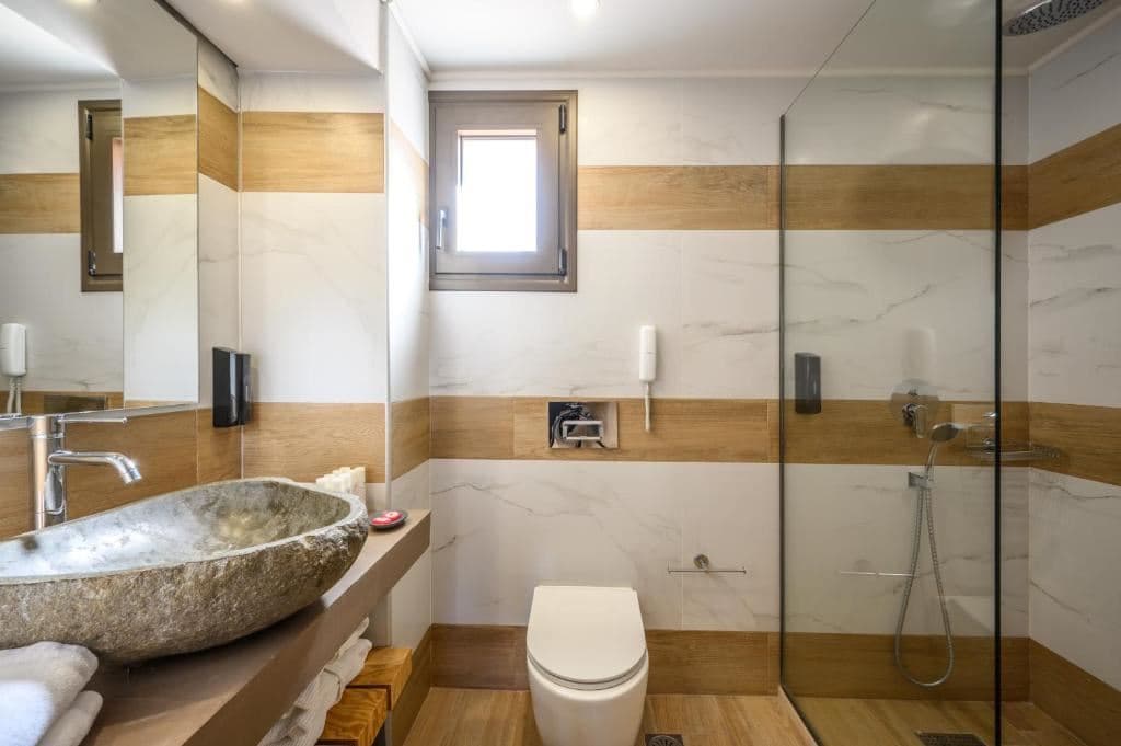 rooms-premium-room-sea-view-outdoor-jacuzzi