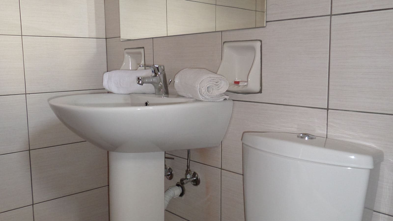 rooms-double-room-for-single-use