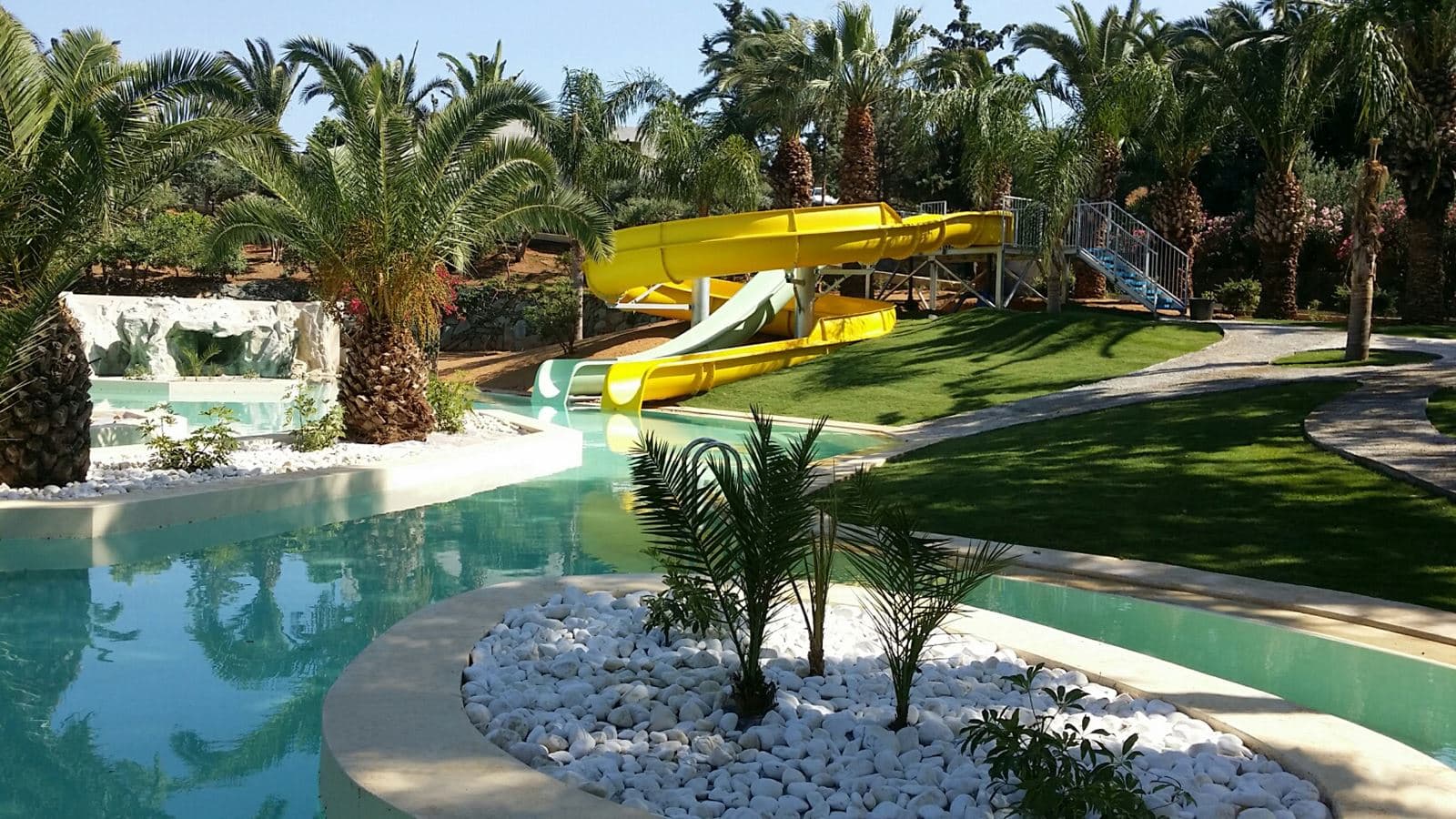 pools-outdoor-pool