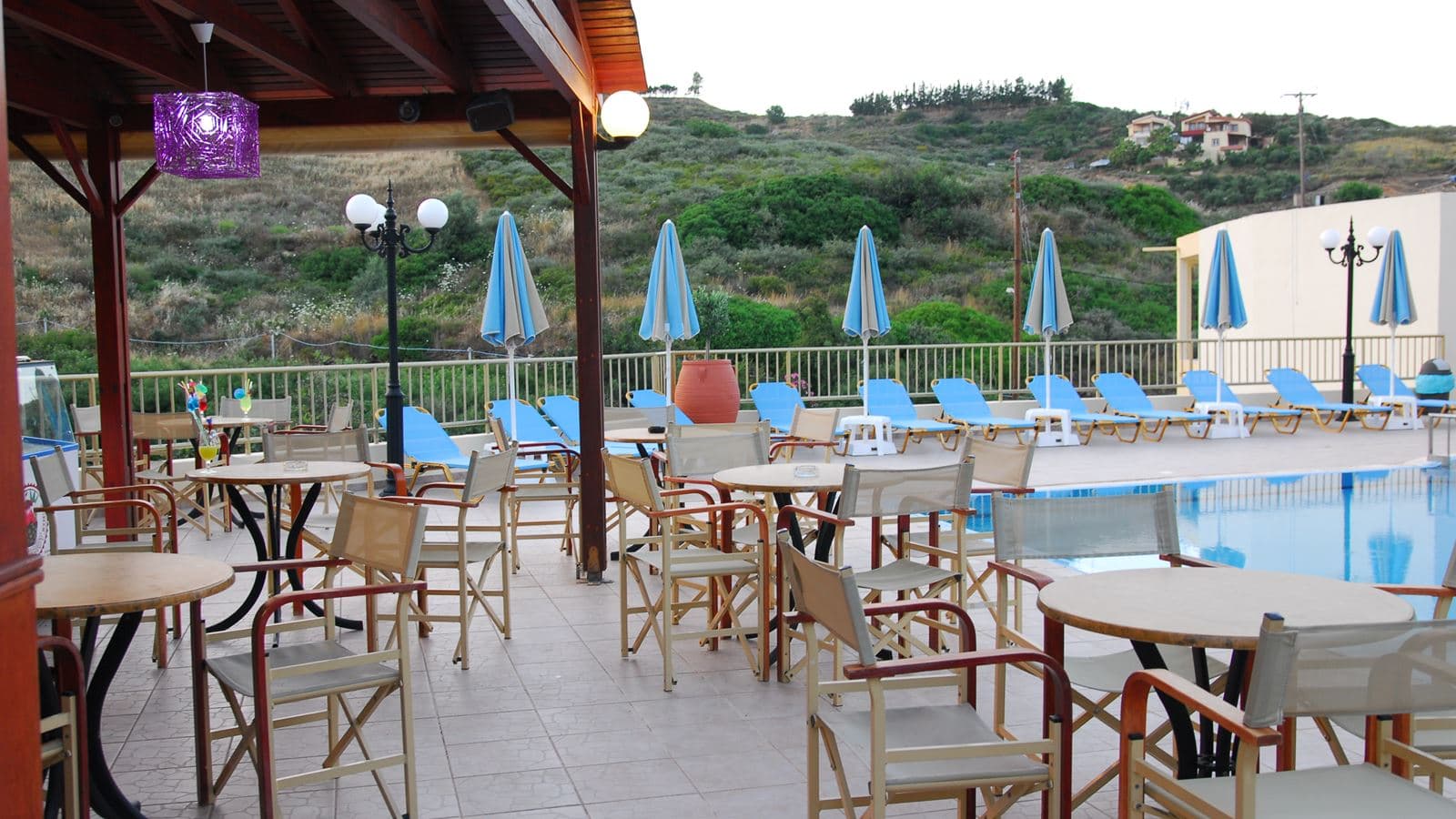 bars-elpis-snack-bar
