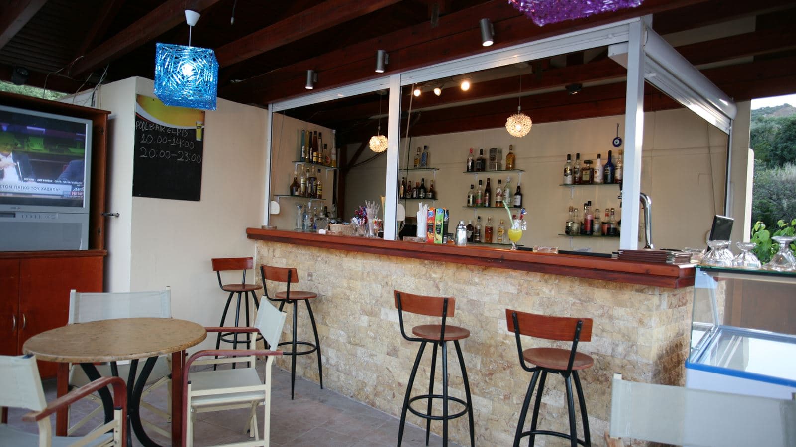 bars-elpis-snack-bar