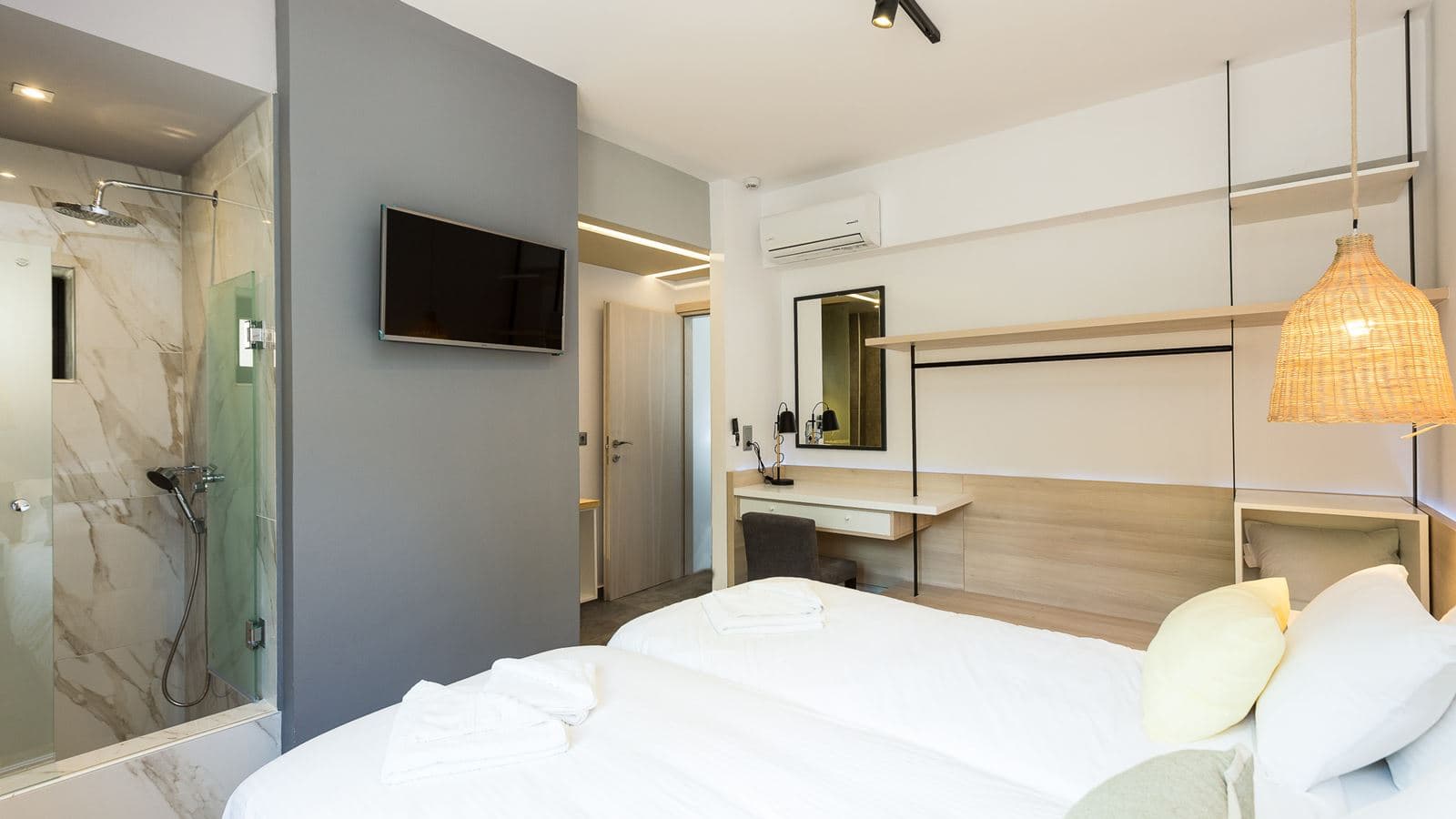 rooms-two-bedroom-suite-upper-floor