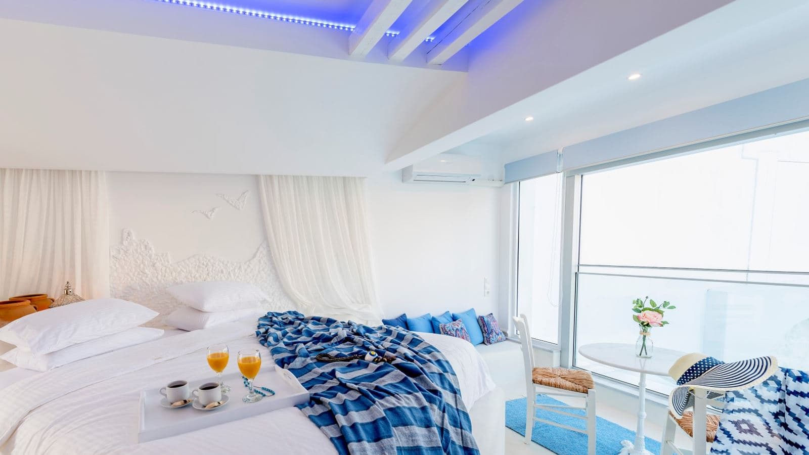rooms-suite-balcony