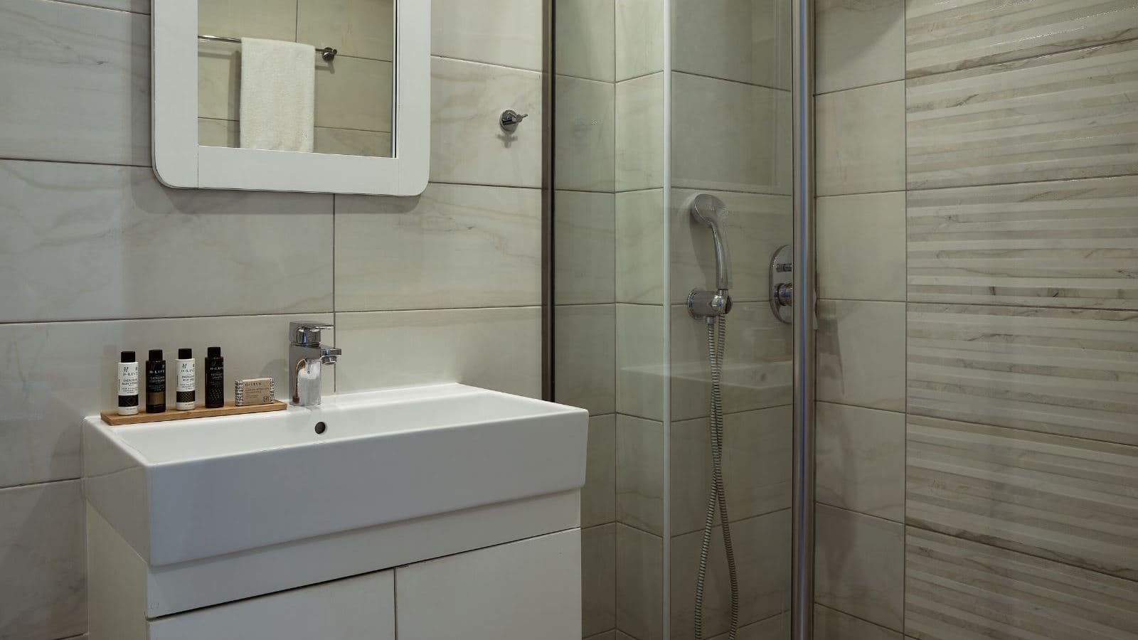 rooms-double-room