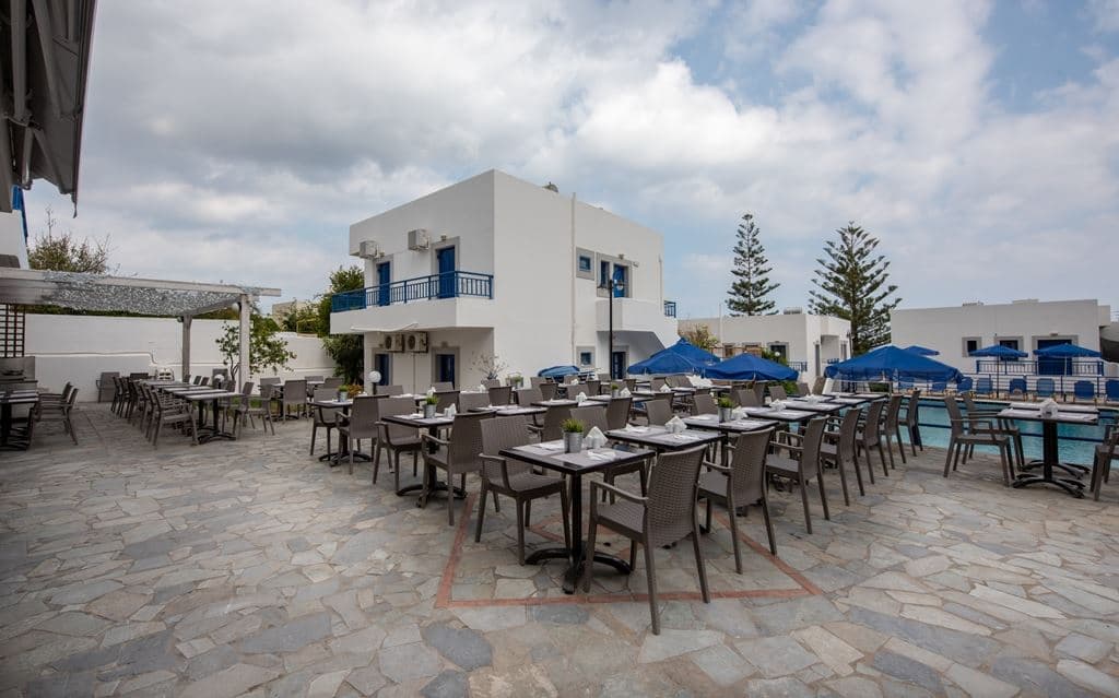 restaurants-main-building
