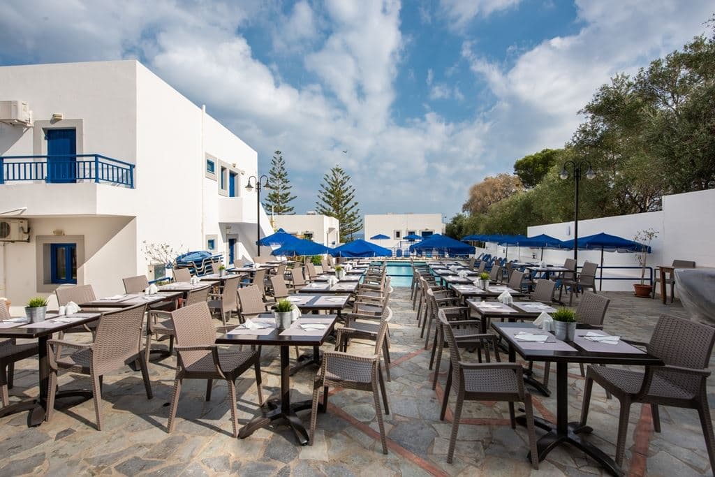 restaurants-main-building