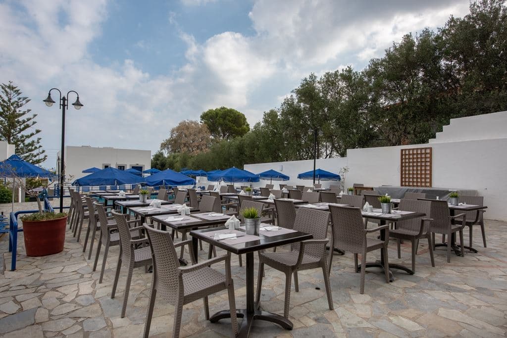 restaurants-main-building